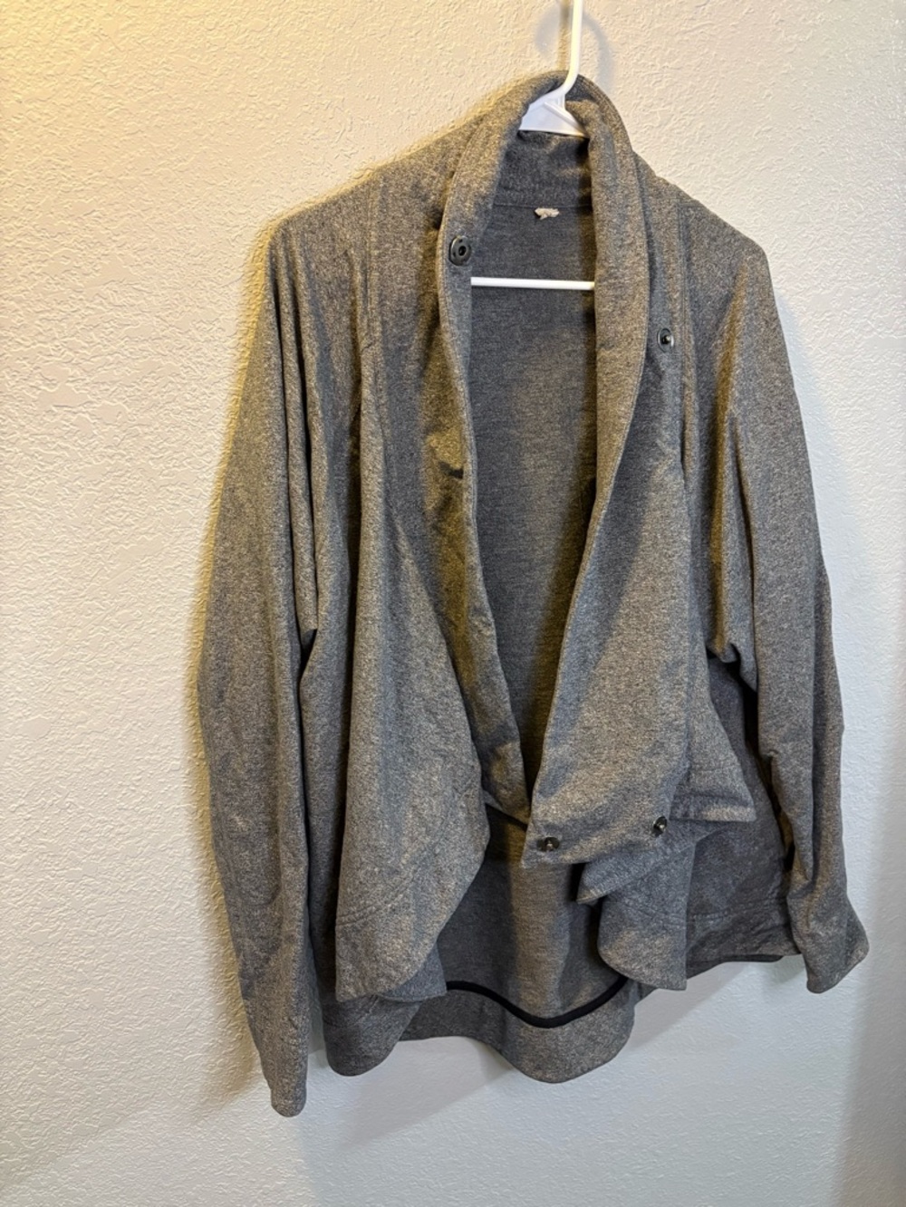 Lululemon Snap Button Relaxed Wrap